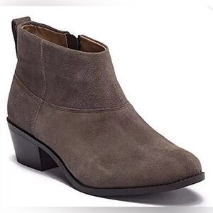 Vionic Women's Ankle Boots - Taupe